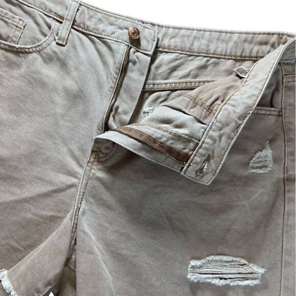 Wild fable high rise Bermuda Jean shorts light brown size 16 (33) - Picture 7 of 13